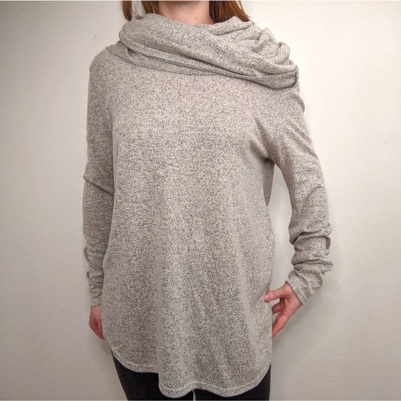Vanilla Bay Cowl Neck Gray Pullover Sweater - Picture 1 of 7